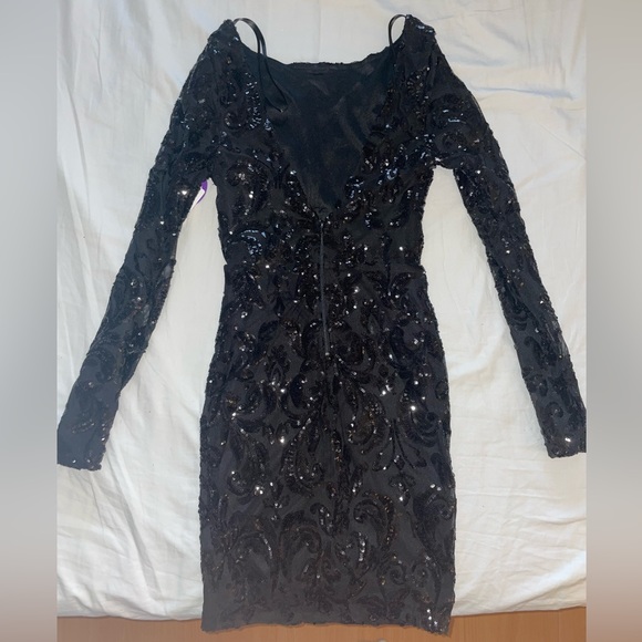 Windsor Kimmy Formal Sequin Mini Dress - Picture 8 of 9